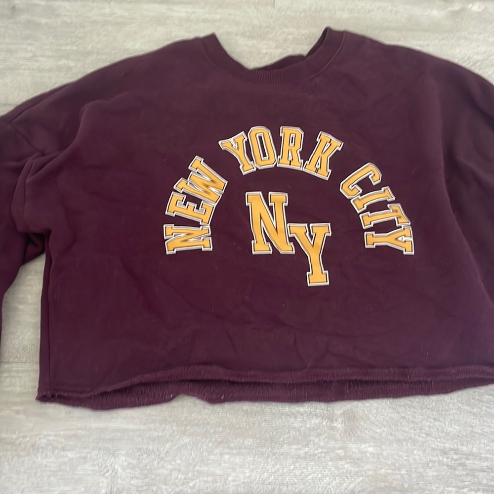 Maroon NYC hollister crew neck